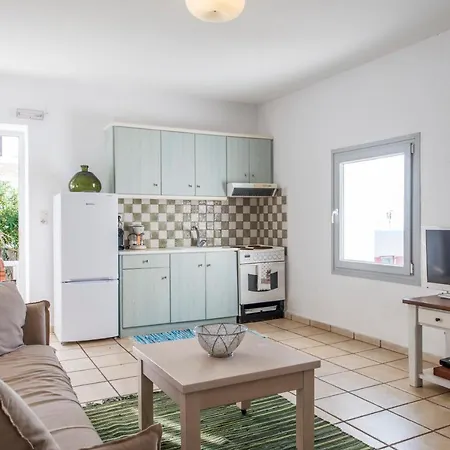Xydakis Apartment *